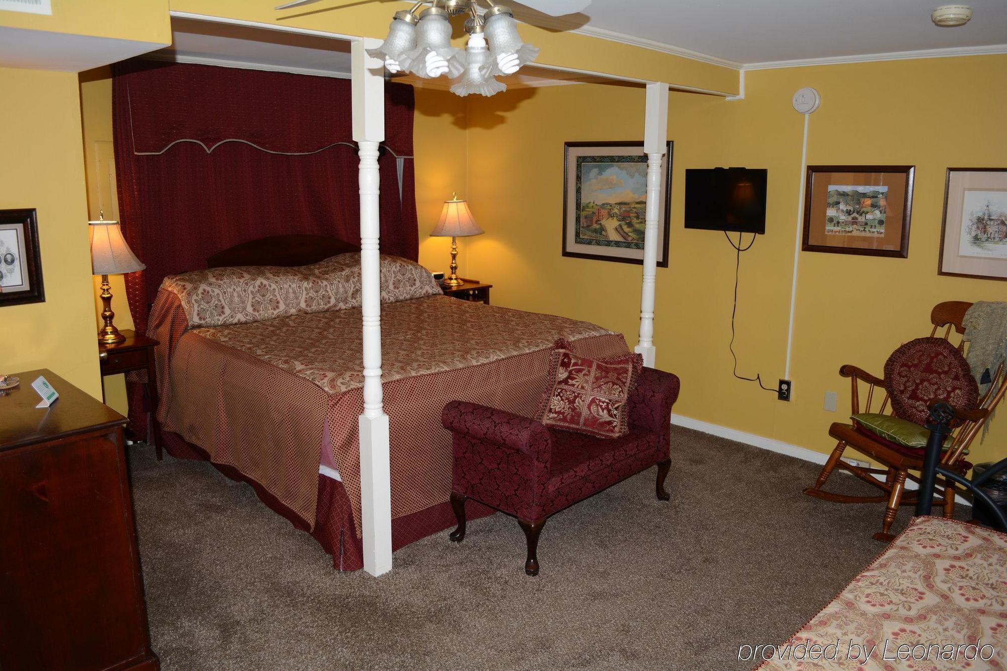 Cedars Of Williamsburg Bed & Breakfast Exterior foto